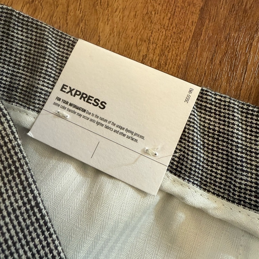 Men’s Express Gray Chinos Slim Fit Tapered NEW 32x32 - Picture 3 of 7
